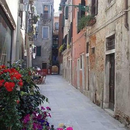 Ca' San Silvestro 2 Terrazze Nel Cuore Di Venezia 외부 사진