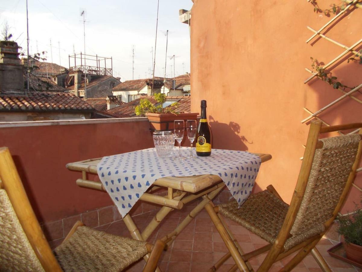 Ca' San Silvestro 2 Terrazze Nel Cuore Di Venezia 외부 사진